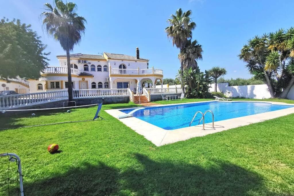 Villa Grande Piscine 5 Min De La Mer Malaga Bagian luar foto